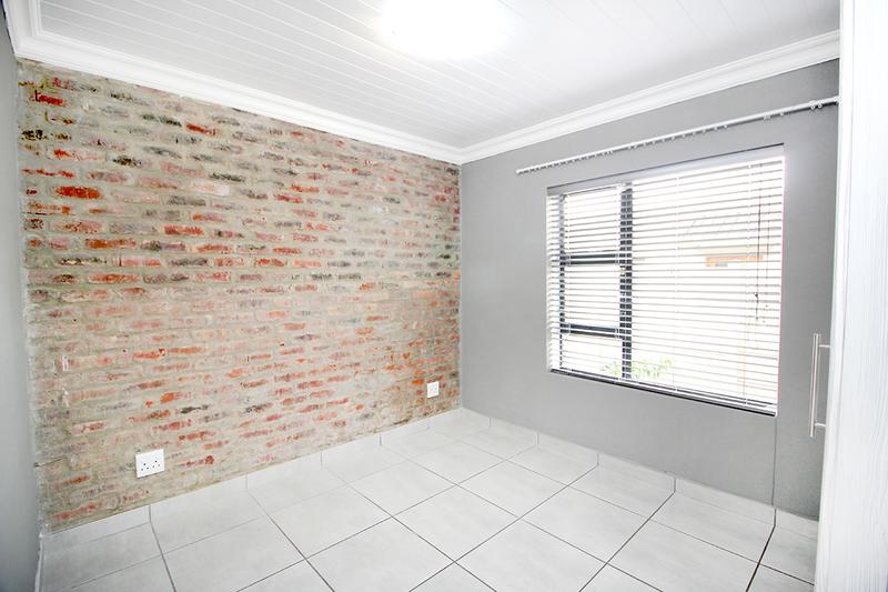 3 Bedroom Property for Sale in Reebok Western Cape